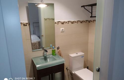 Apartamento privado en Terrassa, Barcelona - Photo 9