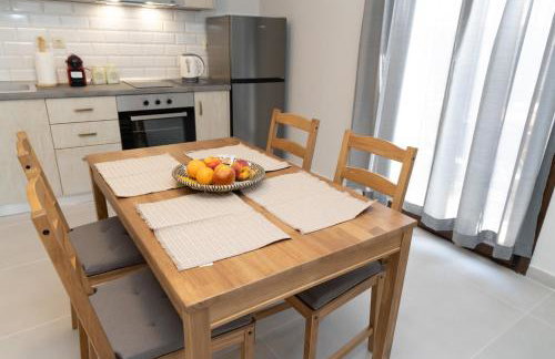 Το Σπίτι της Γιαγιάς 2 (Grandma's House 2) - Foto 29