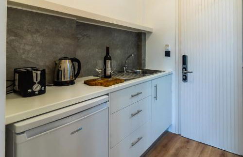 Alamis Hotel & Apartments - Photo 46