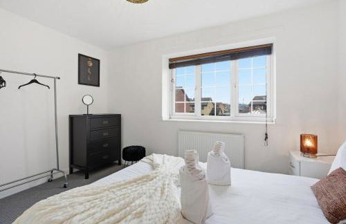 Modern Refurbished 2 Bed House Ideal for Business & Families - Foto 15