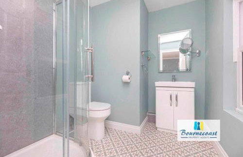 TAYLOR DRIVE by BOURNECOAST - A Lovely Countryside Family Home with a Garden and Parking - HB1522 - Foto 20