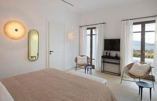 Bonzoe Suites & Villas - Photo 49