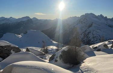 LA POESIA DOLOMITI APARTMENTS - Photo 49