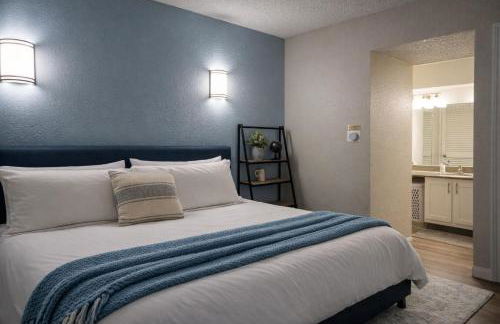 King Bed*Extensive Cleaning Protocol*Self Check-In - Foto 3