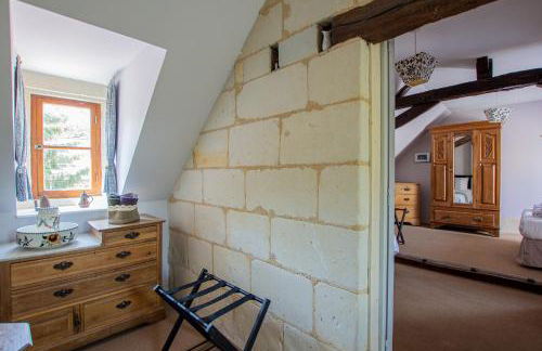 ROCHE-LOIRE - Photo 40