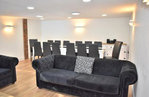 Beautiful Thatched Cottage with Outdoor Pool, Secure Garden, Dog & Family Friendly! Chichester Holiday Properties - Foto 11