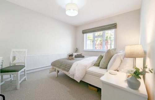 One Elms Way - Sleeps 8 - West Wittering - Foto 33