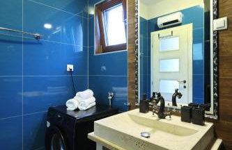 Apartment Serenity with Private Pool Near the Beach - Photo 21