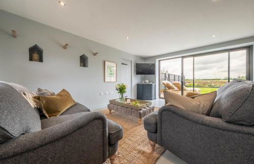 The Coach House Happisburgh - Photo 21