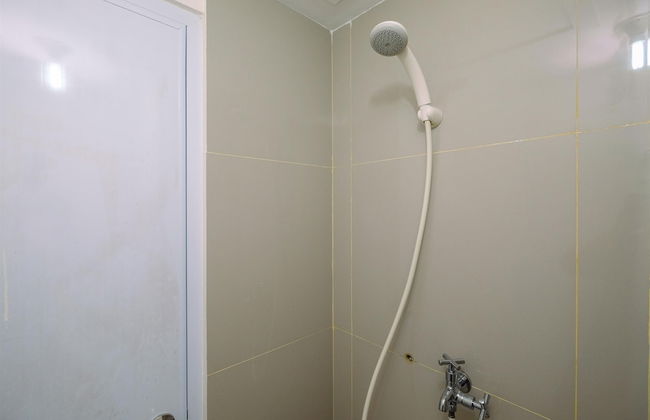 Comfy Studio at Bogorienze Apartment near The Jungle Waterpark - Foto 10