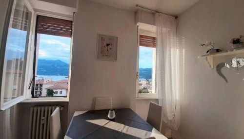 Luino Flowers Home - Photo 3