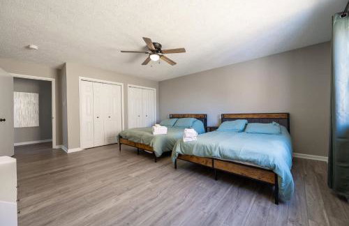 Spacious Duplex Home in Downtown Indy-Family Friendly - Foto 25