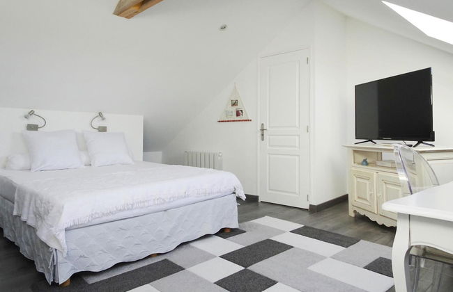 Holiday Home With sea View in Portbail - Photo 3