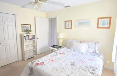 Peaceful Lakeside Retreat - Foto 7