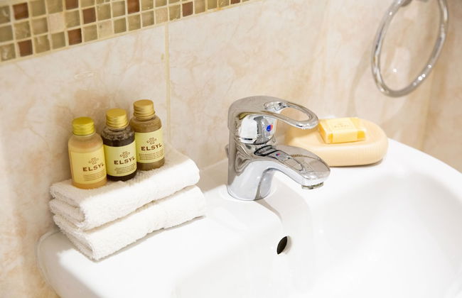 Velvet 1-bedroom Apartment With Balcony, Hoddesdon - Foto 22