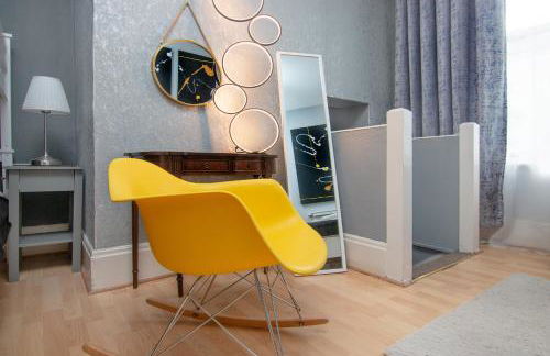 Ann Apartments opposite the Pier with sea view - Photo 18