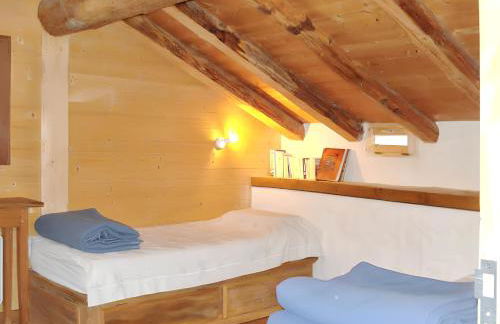 Chalet confortable à Sainte-Foy-Tarentaise avec vue sur la montagne - Photo 11