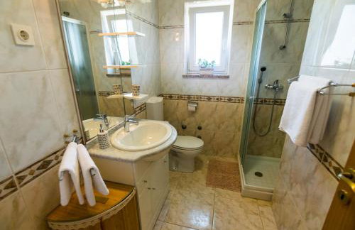 Apartmani Maslina - Photo 14