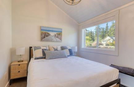 Cozy Whidbey Island Stay Steps to the beach Fireplace BBQ Near Trails - Foto 42