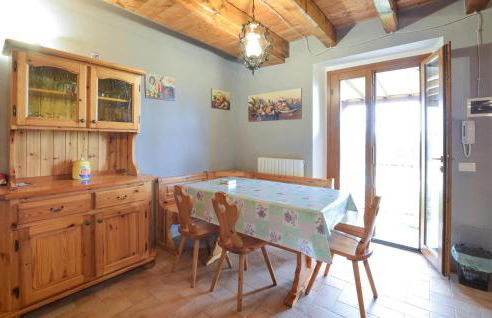 1 Bedroom Nice Apartment In Loiano - Photo 14