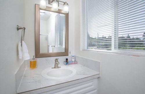 Mother in Law Suite with Private Hot Tub--Downtown - Foto 3