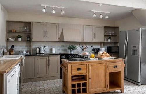 Stanton House, 6 bedroom, 5 bath - Photo 16