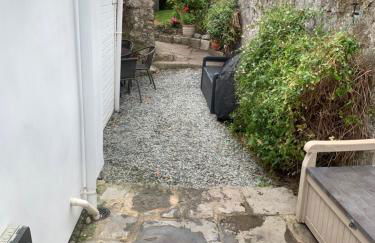 Fermaine, 50m from sea, garden, dogs, town centre - Photo 35