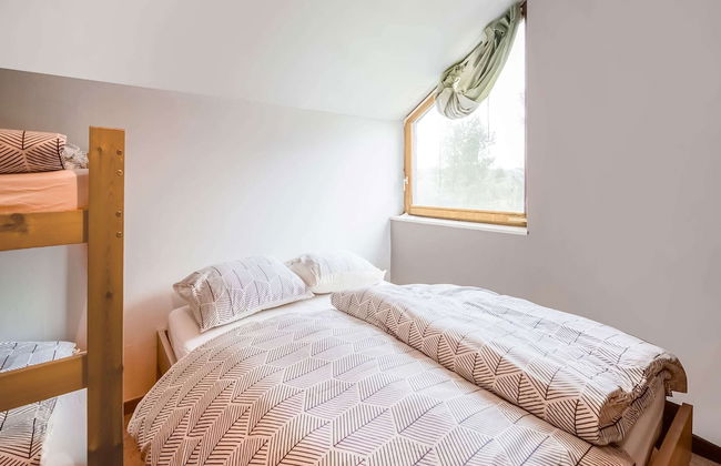 Quiet Valley View Retreat - Photo 5