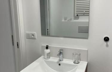 Apartamento céntrico con vistas - Photo 31