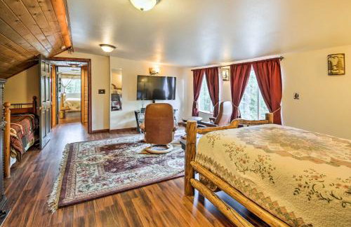 Lodge 88 - Steps to Weiner Lake with Dock and Boat! - Foto 19