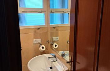 Encanto Urbano: Piso céntrico totalmente equipado - Foto 16