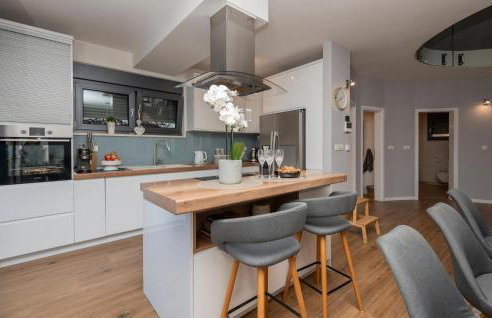 Gorgeous Home In Vrgorac With Wifi - Foto 7