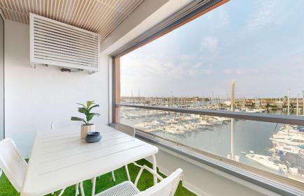 Magnifique appartement avec vue exceptionnelle sur le Port , dernier étage terrasse parking - Foto 7
