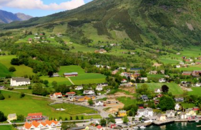 Easy Hike to Bondhus Glacier Lake and Visit to Rosendal - Foto 6