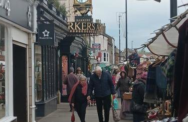 Modern Town Centre 2 Story 2 Bedroom Apartment - Foto 27