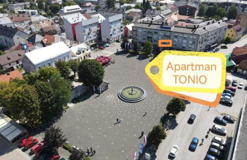 Apartment Tonio - right on the main square - Photo 1
