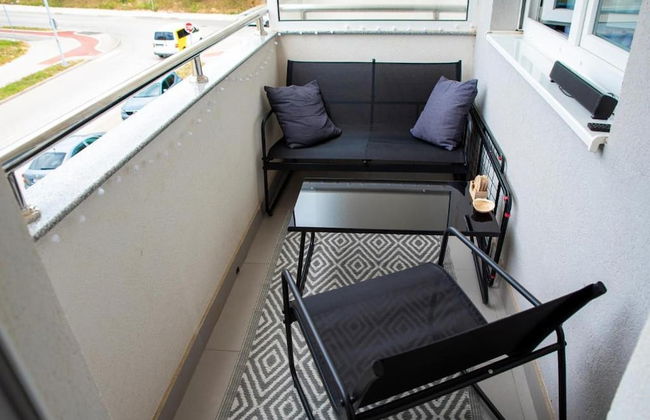 Beautiful Athena Apartment Located in Lukavica - Foto 19