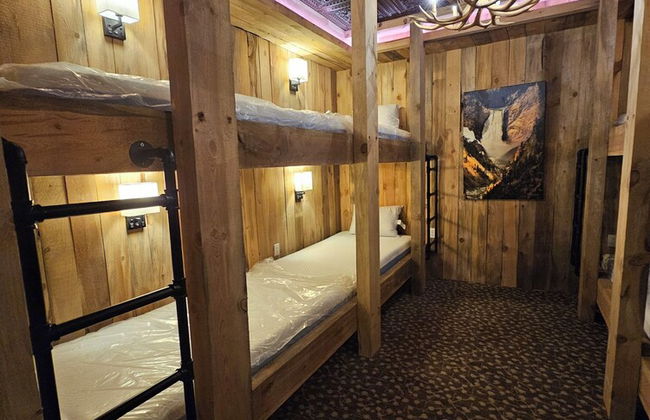 Eaglescape Suites and Event Center - Photo 13