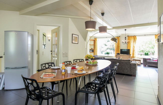 Rendeux Villa With Garden - Photo 28