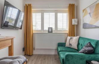 Stylish one bedroom garden suite - Foto 1