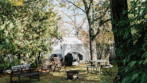 Urban Downtown Stamford Home 45 min to NYC with Garage And Yard - Foto 2