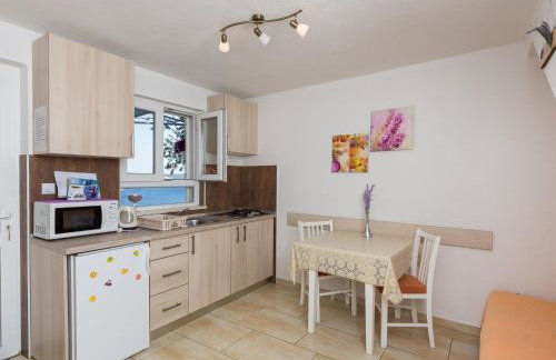 Apartments Lovro - Duplex One Bedroom Apartment with Terrace and Partial Sea View 1 - Foto 18