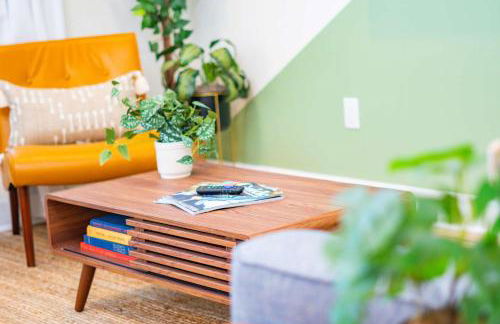 The Royal Crane Suite Newly Built Upscale Central - Photo 30