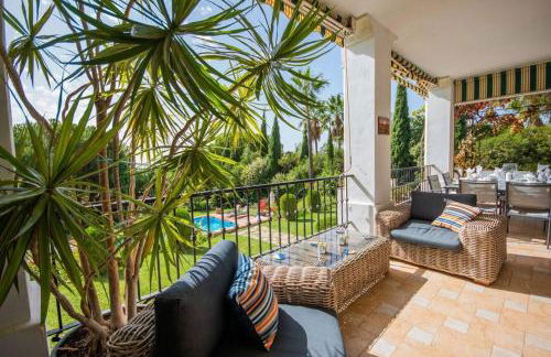 Impressive VILLA Dazura in Valtocado MIJAS - Photo 5