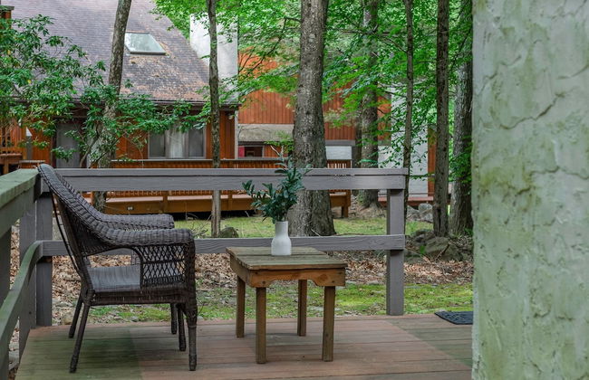 Boulder Pointe by Avantstay Deck Forest Views Boulder Lake Club Passes - Foto 39