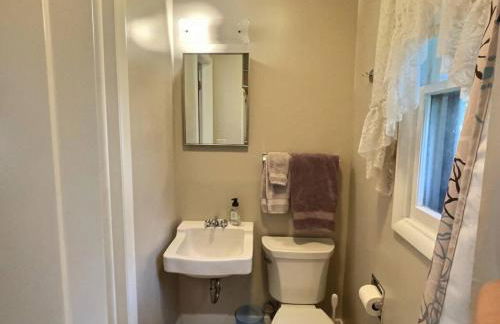 Historic McDowell House Antique Charm by Hospital - Foto 18