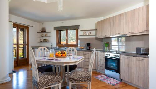 Christina's Twin Palm Trees House - Foto 1