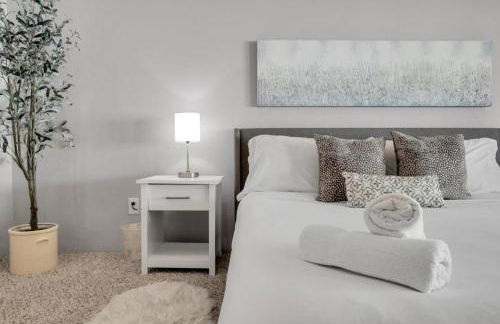 The Desert Gem Pool Spa Gated Home - Photo 30