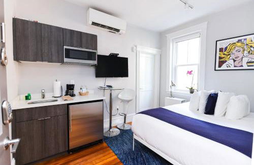 A Stylish Stay w/ a Queen Bed, Heated Floors.. #26 - Foto 1