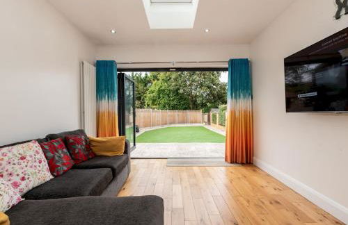 4 Bed house Parking 5 mins Sidcup Station - Pass the Keys - Foto 18